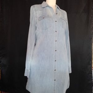Gap classic denim shirt dress